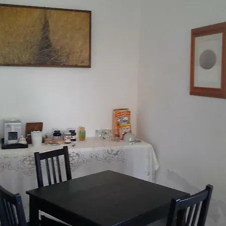 Bed & Breakfast La Cage Aux Folles