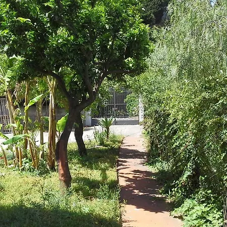 La Cage Aux Folles Bed & Breakfast Taormina