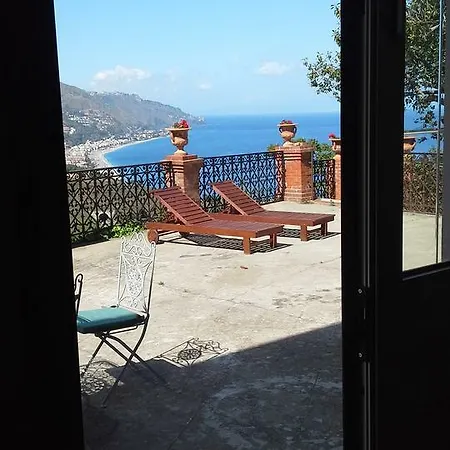 Bed & Breakfast La Cage Aux Folles