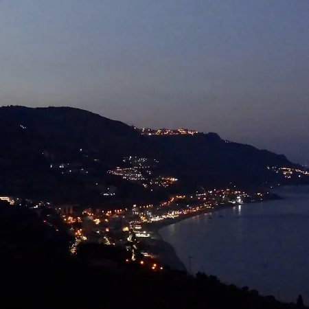 La Cage Aux Folles Bed & Breakfast Taormina