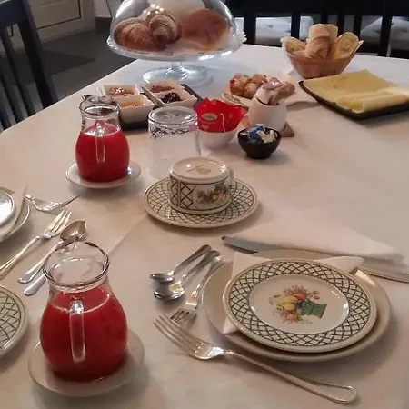 Bed & Breakfast La Cage Aux Folles Taormina