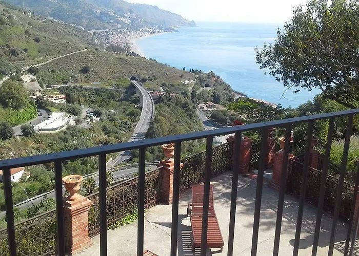La Cage Aux Folles 4* Taormina