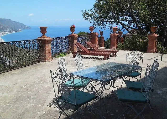 La Cage Aux Folles 4* Taormina